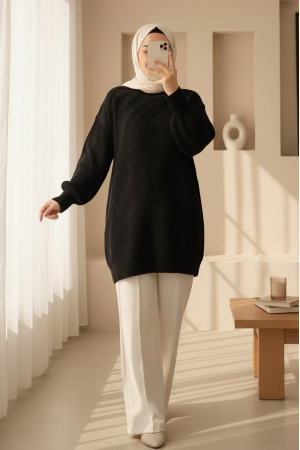 Round Neck Diamond Pattern Slit Knitwear Sweater -Black