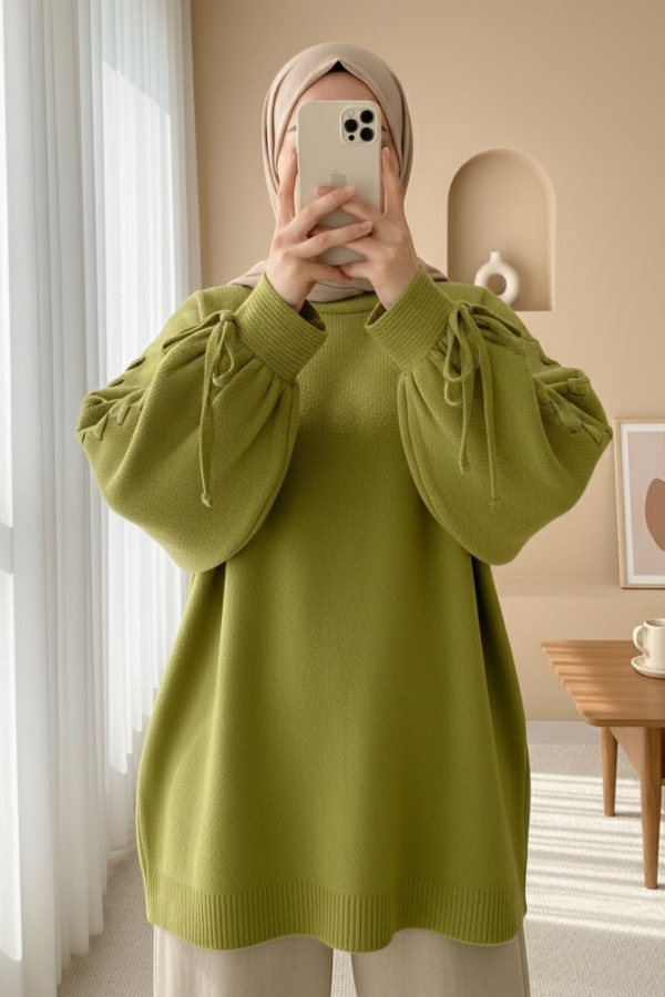 Round  Neck Knitted Detailed Sweater    -Oil Green