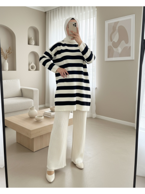 Bisiklet Yaka Yan Çizgili Triko Tunik -Siyah