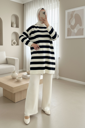 Bisiklet Yaka Yan Çizgili Triko Tunik -Siyah