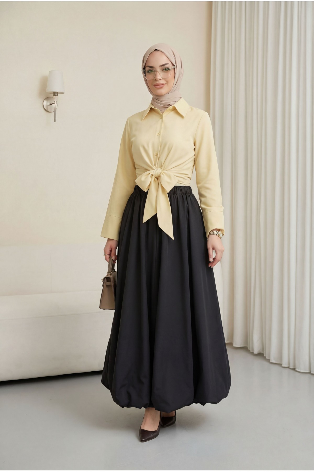 Lined Poplin Balloon Skirt with Elastic Waistband -Black