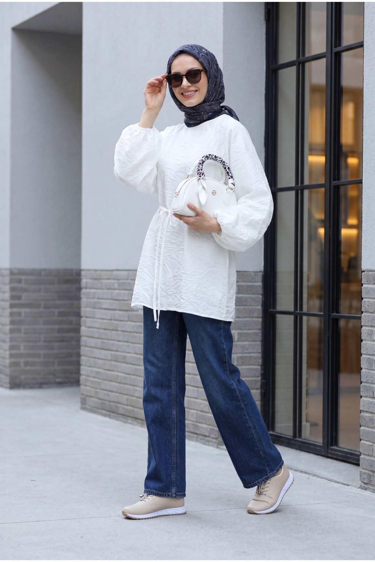 Wide Leg Belted Waist Zippered Jeans -Dark blue