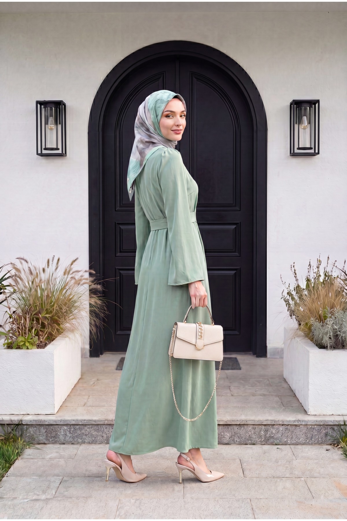 Judge Collar Lace Detailed Dress           -Sea green