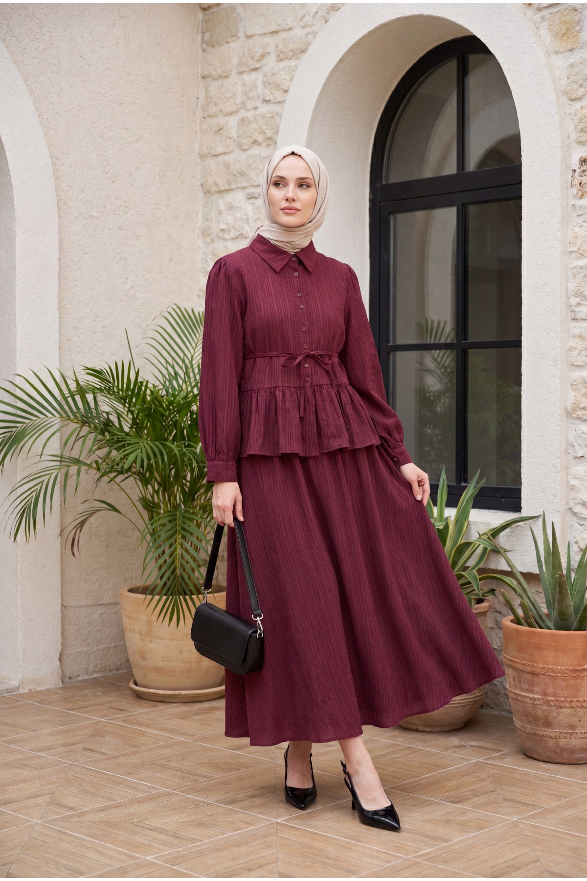 Eteği Fırfırlı Düğmeli Beli Bağcıklı Etekli Takım  -Bordo