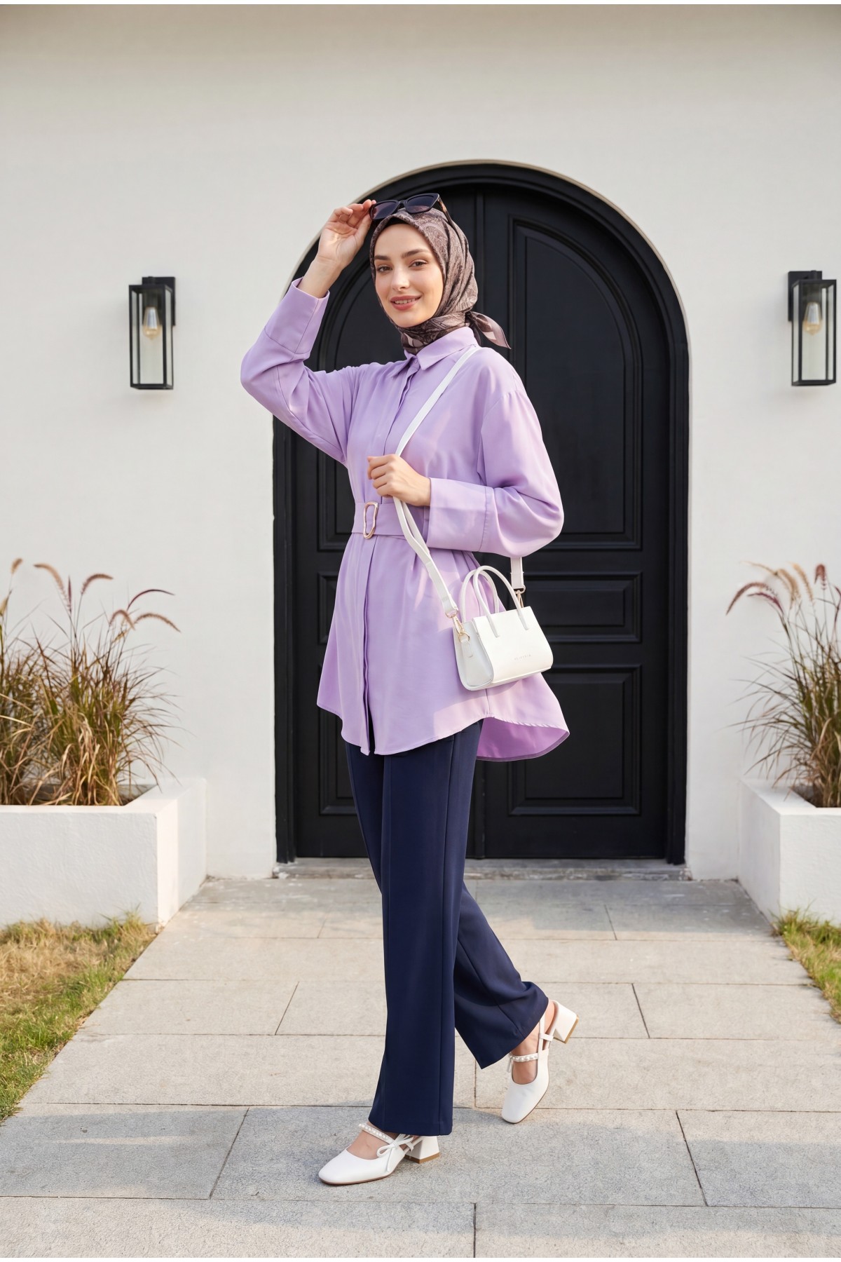 Single Button Front Fold Detail Pocket Trousers -Navy blue