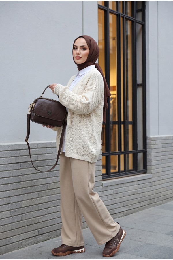 Floral Detail Openwork Knitted Cardigan -Cream color