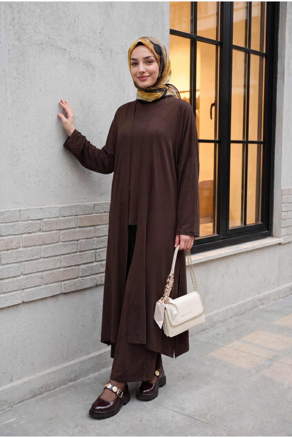Sendy Oversize Three-Piece Set with Pockets and Lycra Fabric -Brown