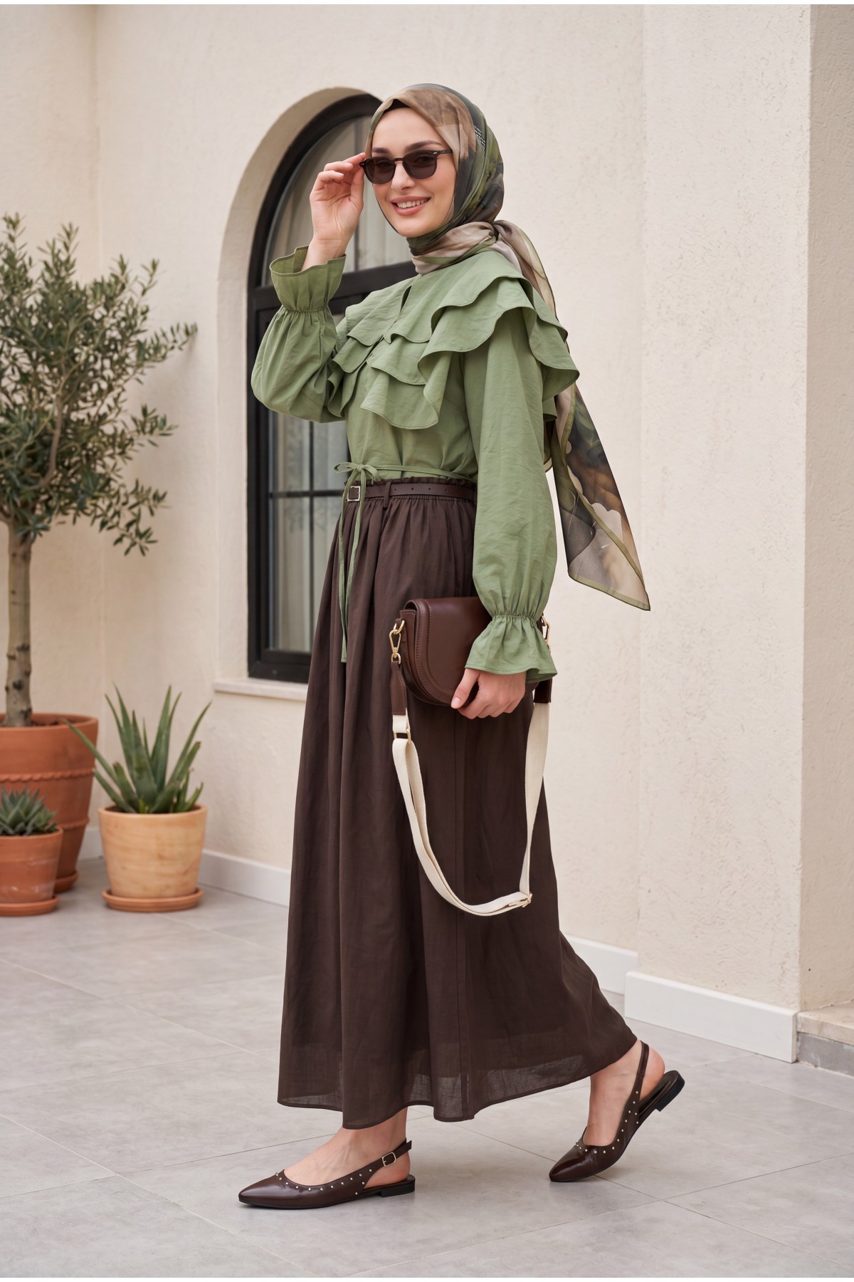 Layered Baby Collar Modal Blouse with Elasticated Cuffs -Cagla Green detay görseli