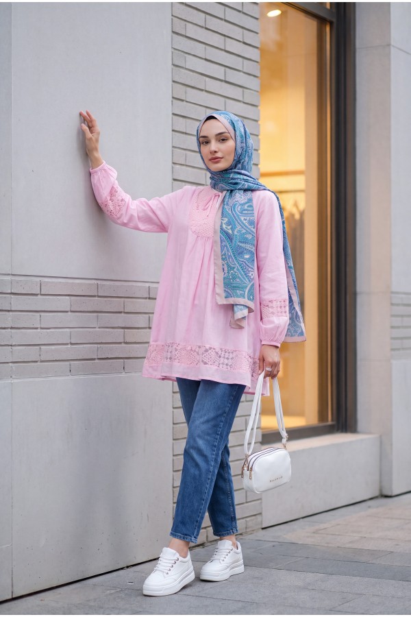 Lace Detailed Tied Collar Elastic Sleeve Shirt -Pink