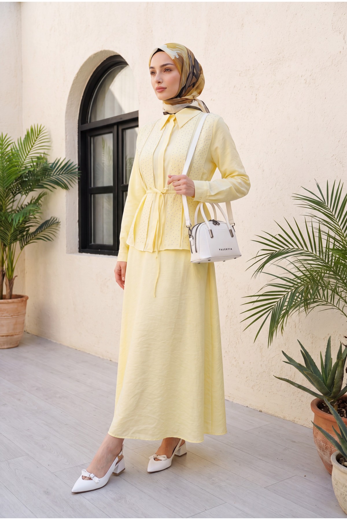 Polyviscose Set with Stone Detail at the Front and Belted Skirt, Lined -Yellow