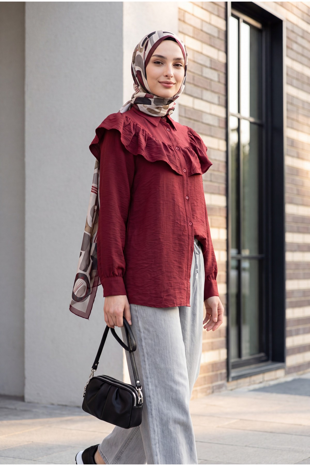 Robadan Fırfırlı Düğmeli Rayon Tunik -Bordo