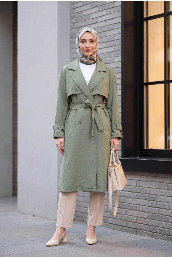 Trench coat made of polyester fabric with belt, pockets, and epauletted sleeves. -Khaki