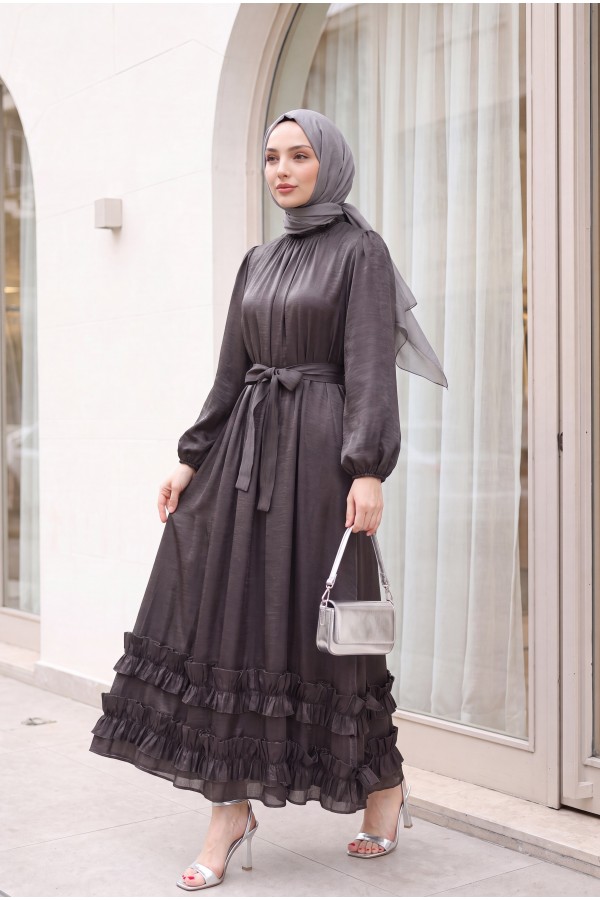 Long dress with ruffled neckline and hem, elasticated sleeves, crinkle crepe lining. -Black