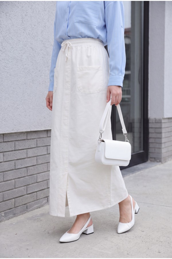 تنورة ذات مظهر الكتان مع خصر مطاطي وفتحة جانبية. -أبيض