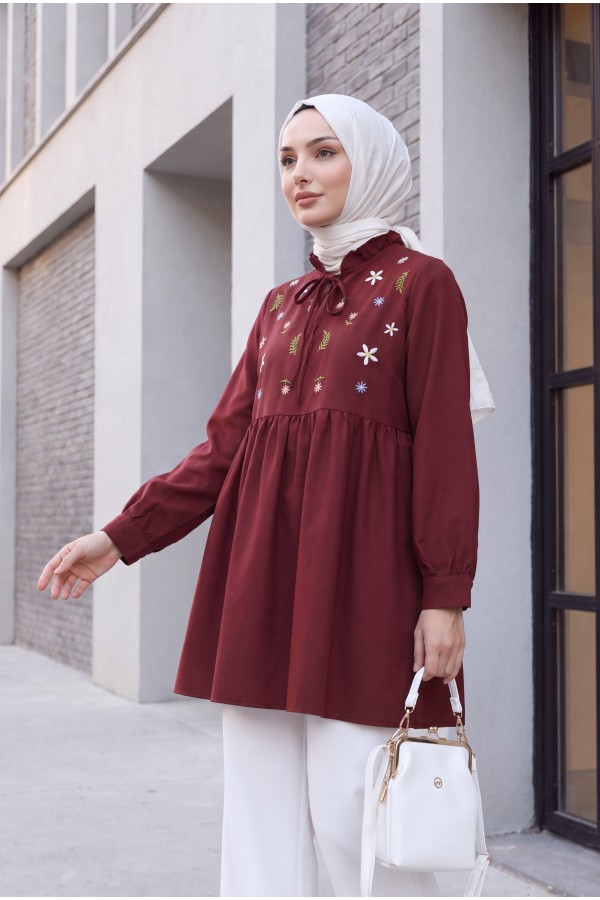 V Yaka Bağlamalı Yakası Fırfırlı Çiçek Nakışlı Poplin Tunik -Bordo