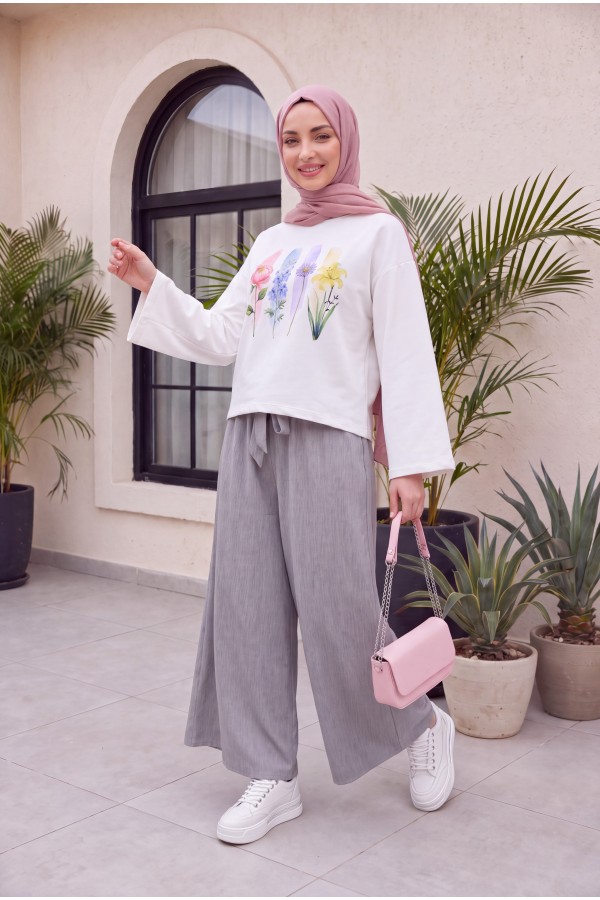 Linen-look skirt/pants with elasticated waist, belt, and pockets. -Grey
