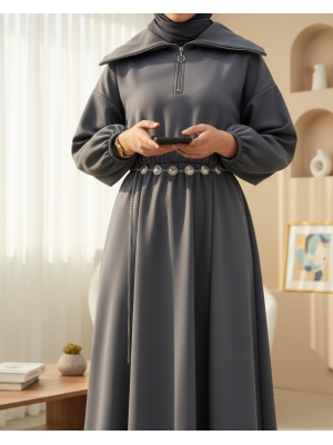 Boğazlı Yarım Fermuarlı Beli Büzgülü Kemerli Scuba Elbise  -Füme