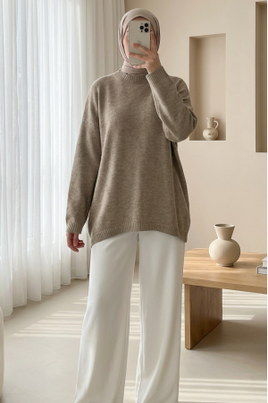 Round  Neck Loose Knit Sweater  -Light Mink