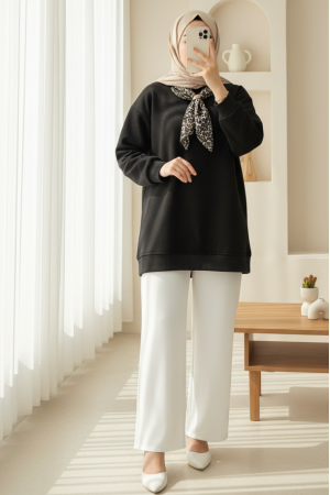 Scarf Leopard Emblem 3 Yarn Sweater -Black