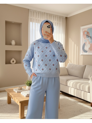 Önü Ve Kolları Ponponlu Triko Kazak -Açık Mavi