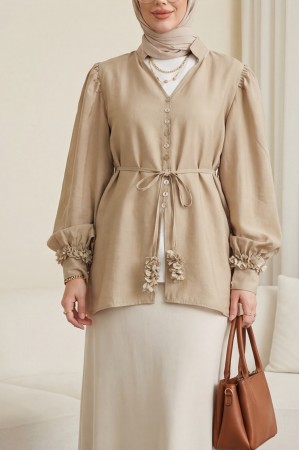 V Yaka Kolu Çiçekli Düğmeli Bağcıklı Modal Gömlek -Açık Vizon