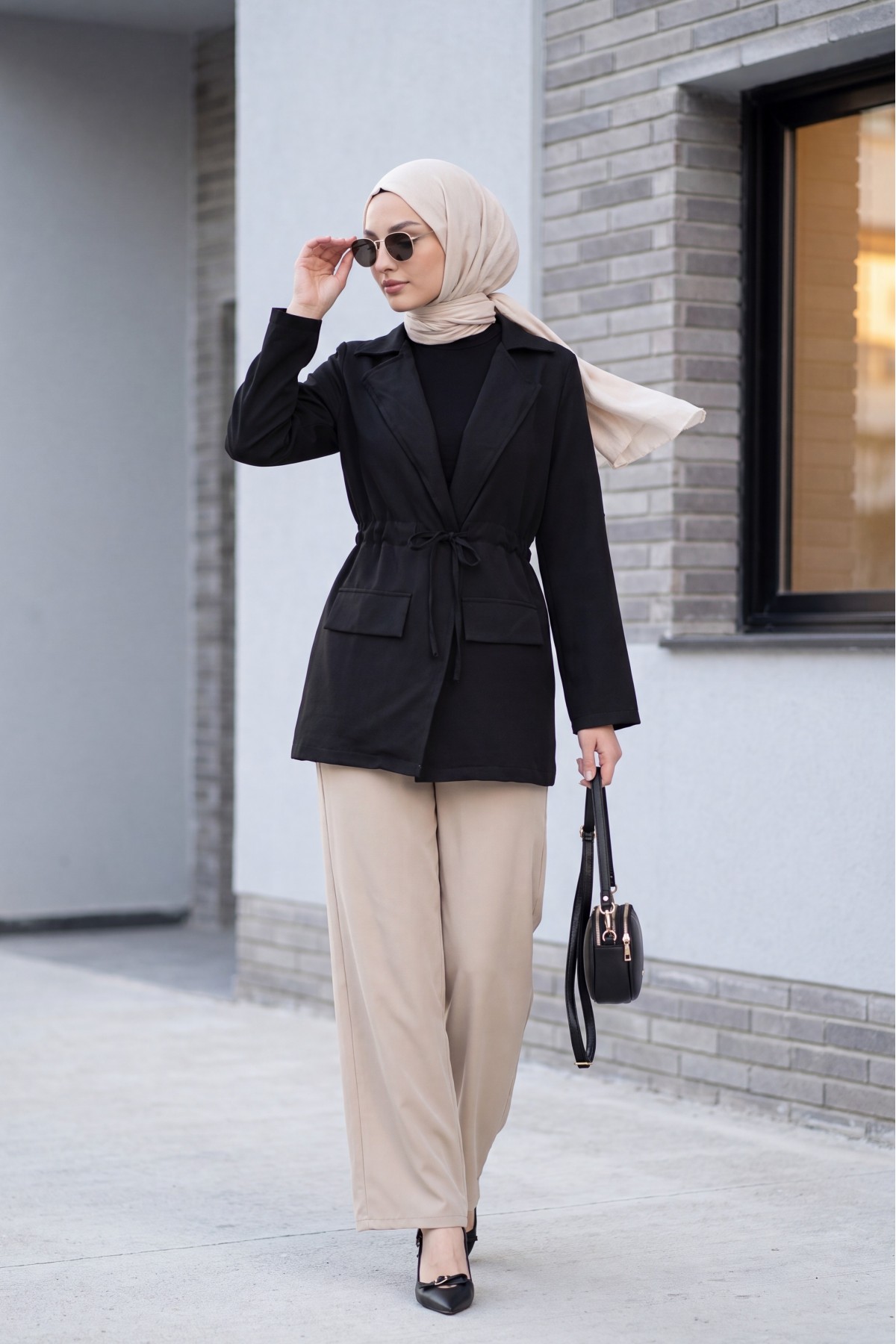 Linen-look kimono with tunnel lace-up detail and pockets. -Black