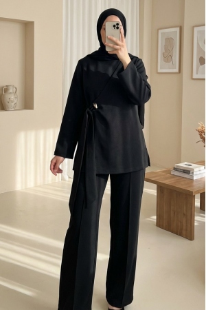 Two-piece Scuba Set with Buckled Cross-Laced Slit Pants -Black