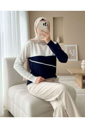 Crew Neck Thin Knitwear Sweater -Navy blue