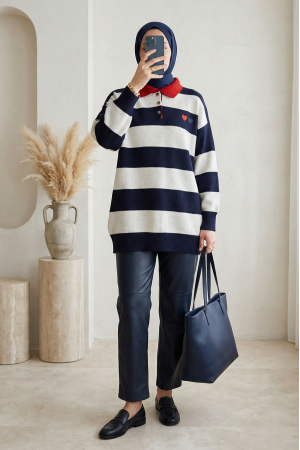 Gömlek Yaka Düğmeli Kalp Nakışlı Triko Tunik -Laci