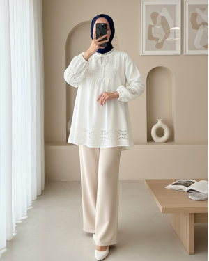 Dantel Detaylı Yakası Bağlamalı Kolu Lastikli Gömlek  -Beyaz