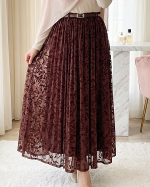 Astarlı Kemerli Kabartma Desenli Organze Etek -K. Bordo