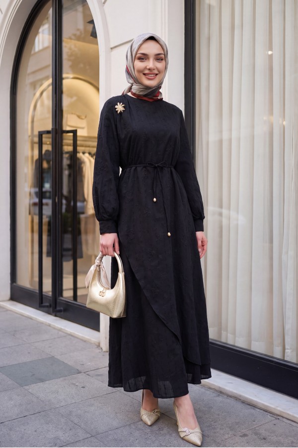 Double-layered front, belted brooch detail, lined linen dress. -Black