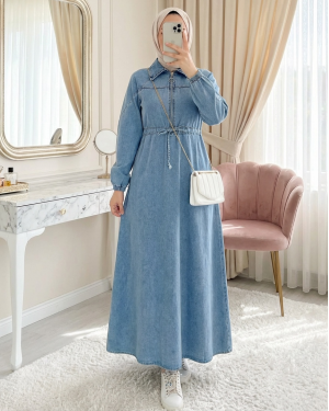 Denim dress with tunnel drawstring waist, half-zip, and elasticated cuffs. -Ice Blue