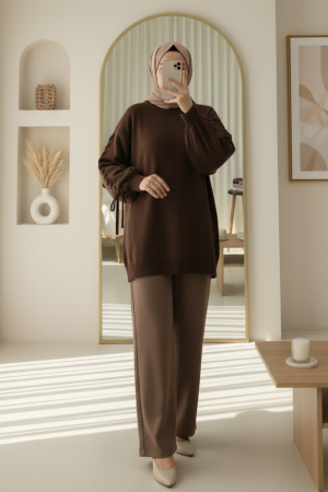 Round  Neck Knitted Detailed Sweater    -Dark Coffee