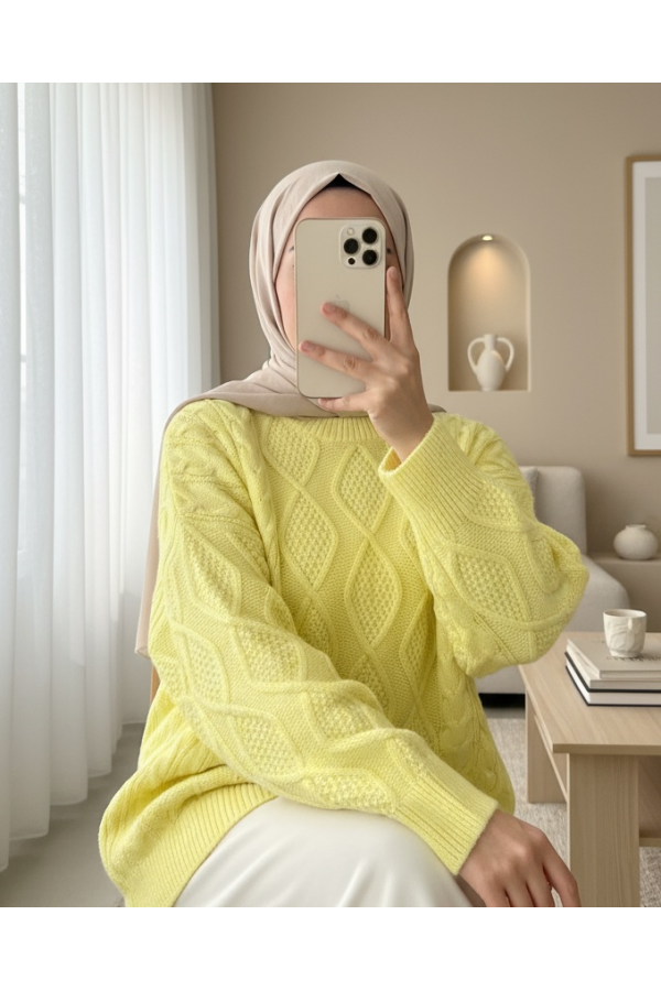 Honeycomb Pattern Loose Knitwear Sweater        -Yellow