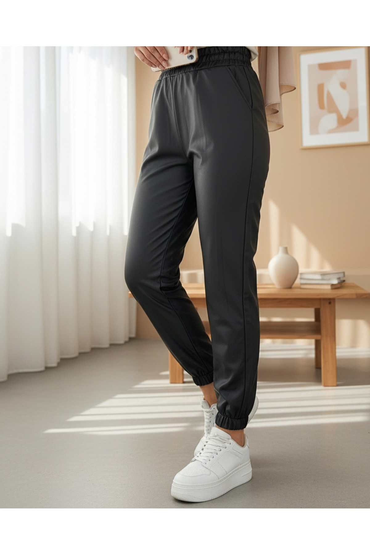 Side Pockets, Elastic Waist and Legs Leather Trousers -Black