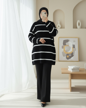 Striped Loose Bearded Knit Tunic -Black