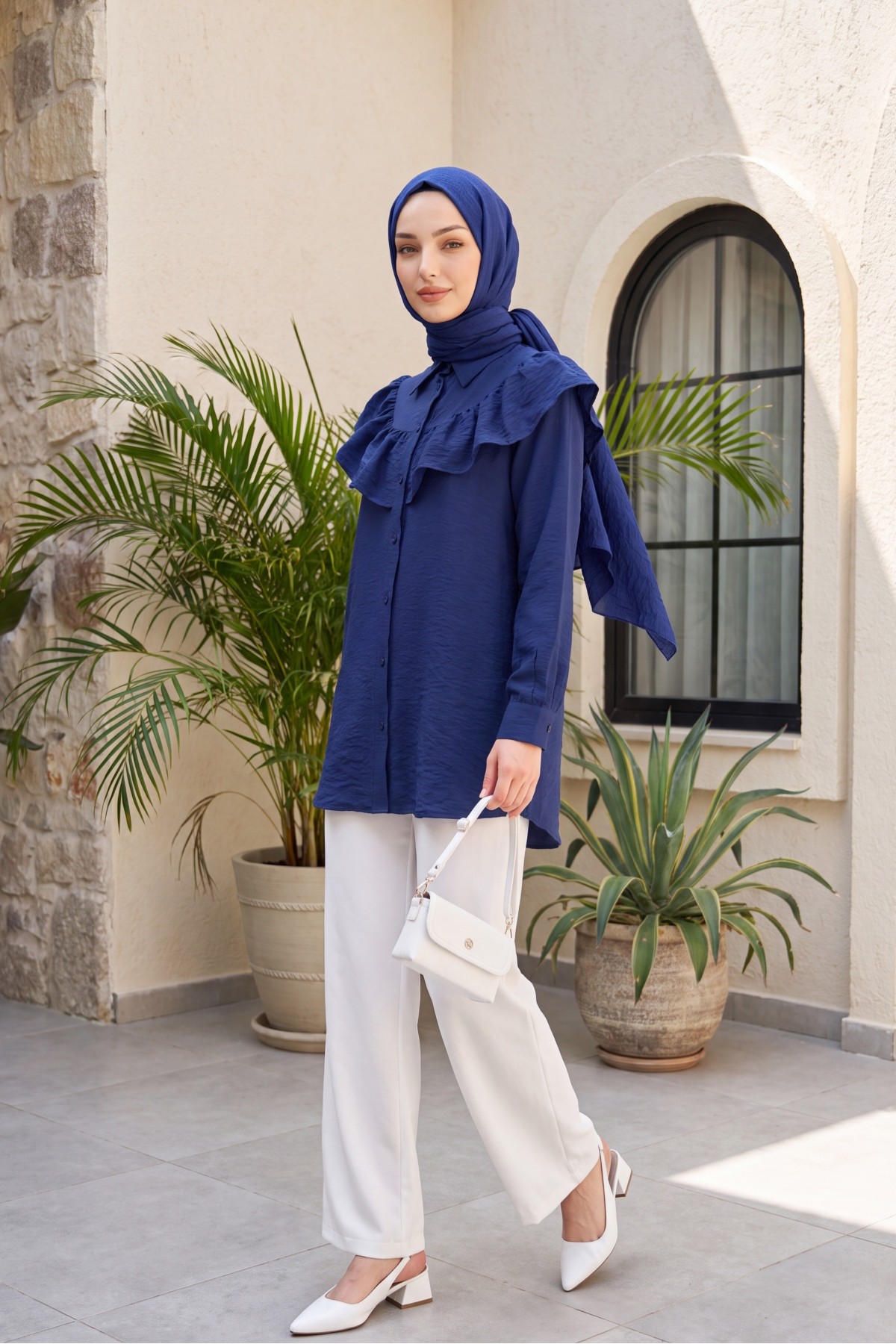 Robadan Fırfırlı Düğmeli Rayon Tunik -Lacivert