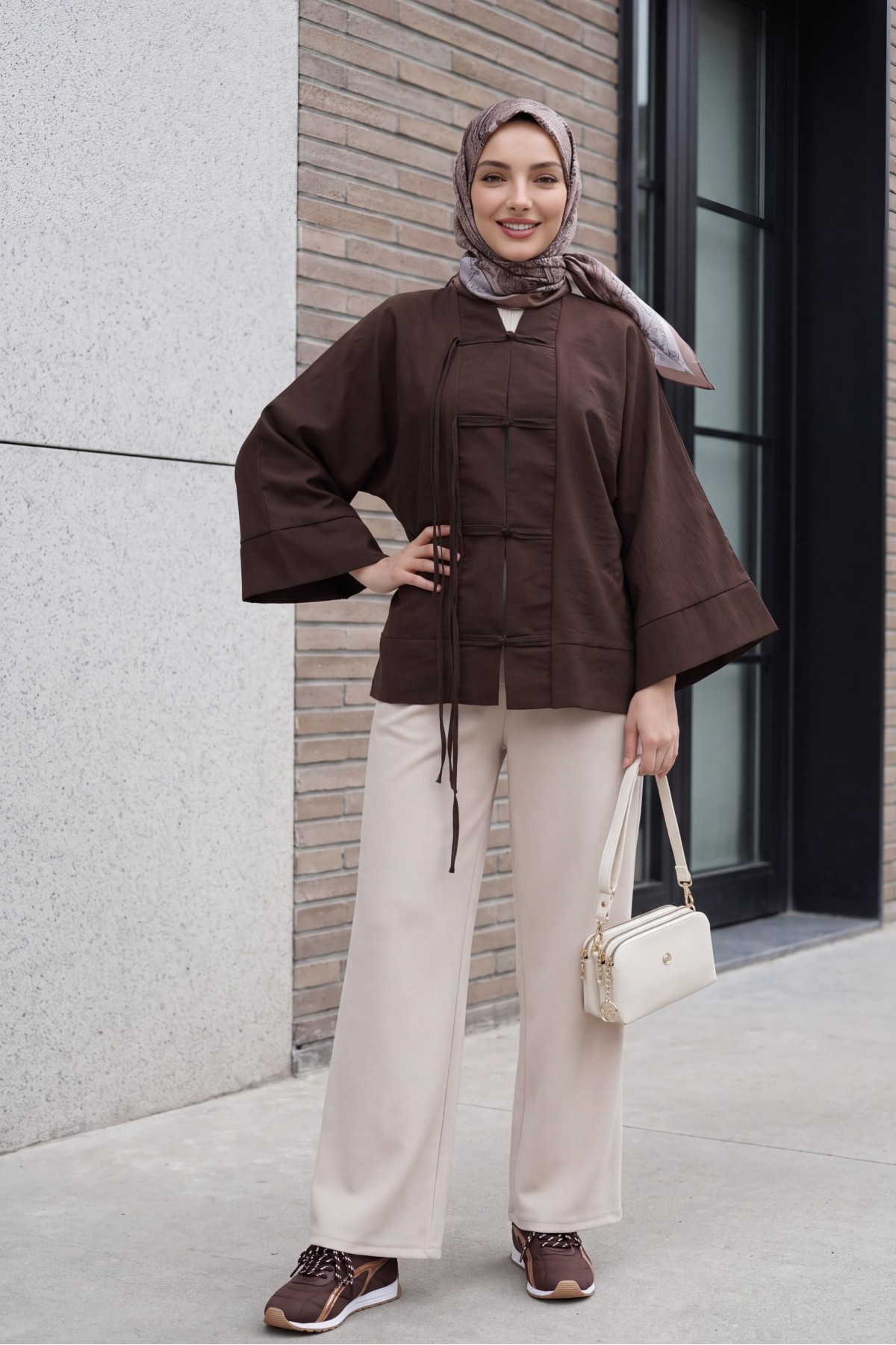Chinese Knot Closure Mandarin Collar Parachute Kimono -Brown