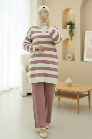 Yarım Boğazlı Yakası Düğmeli Kalın Çizgili Triko Takım -G.Kurusu