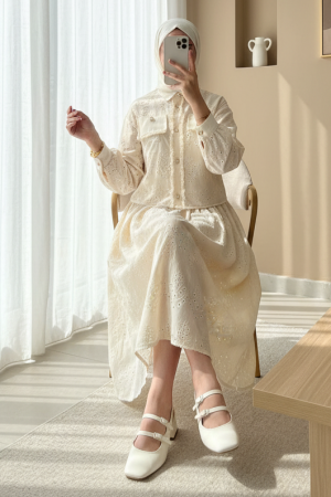 Püskül Detaylı İnci Düğmeli Etekli Takım -Bej