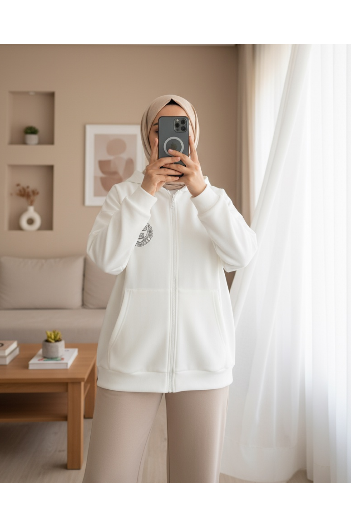 Elastic Skirt Hooded Written Sweat -White