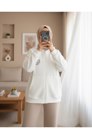 Eteği Lastikli Kapşonlu Yazılı Sweat -Beyaz