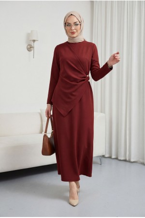 Çapraz Alerli Tokalı Yuvarlak Yaka İthal Krep Elbise -Bordo