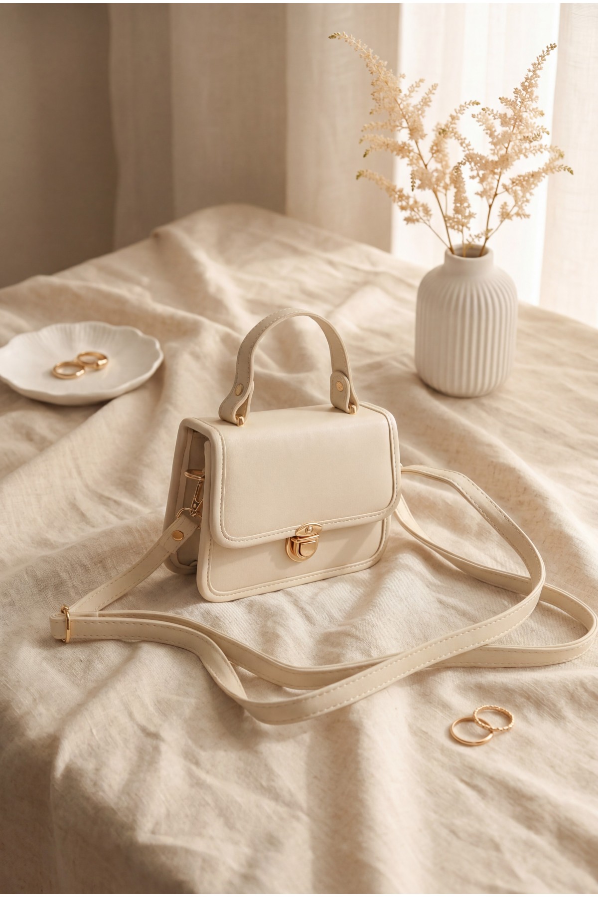 Box Bag with Lockable Lid, Handles and Long Strap - Beige