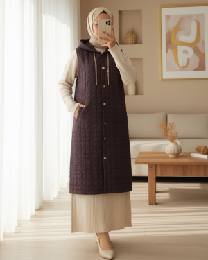 Hooded Chain Detailed Quilted Vest with Pockets -Damson