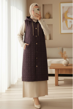 Kapşonlu Zincir Detaylı Cepli Kapitone Yelek -Mürdüm