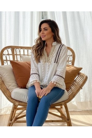 Yakası Bağcıklı Kolu Dantelli Püsküllü Bluz -Beyaz