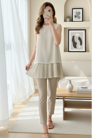 Eteği Pliseli Sıfır Kol Modal İçlik  -Bej