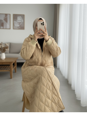 Kapşonlu Astarlı Kapitone Kap -Vizon